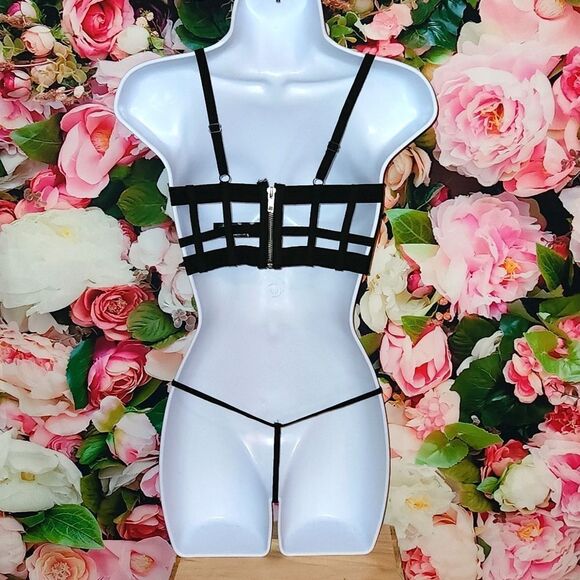 NEW Cage Bra and Thong Set - Picture 2 of 6